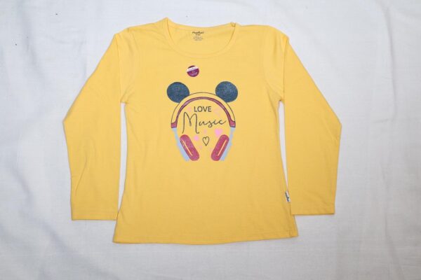 Online Shopping for Kids: Yellow T-Shirt Styles