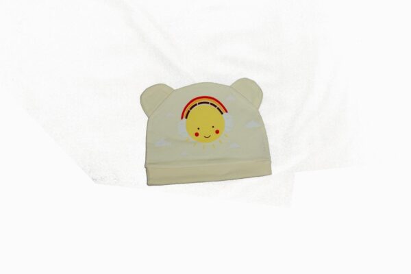 Baby and Mummy: Adorable Bear Design White Hat